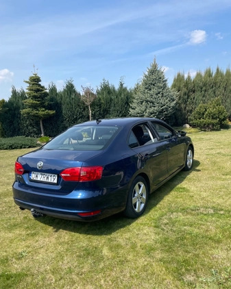 Volkswagen Jetta cena 22500 przebieg: 167000, rok produkcji 2010 z Wrocław małe 121